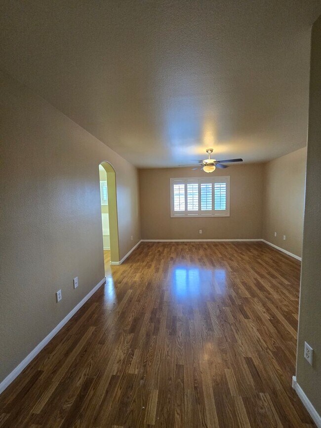 Building Photo - 816 Bow Creek Ln