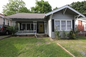 Building Photo - 2918 W Capitol Ave