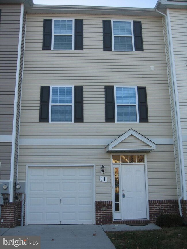 Building Photo - 11 Swearingen Way