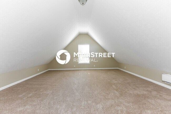 Building Photo - 3 Bedroom Pet-Friendly Home in Nashville, TN with Main Street Renewal