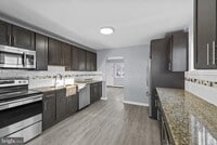 Building Photo - 18 Armor Ct