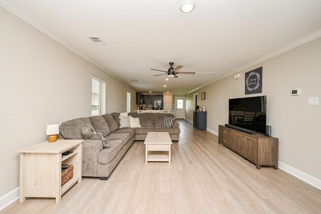 Building Photo - 4235 Palmetto Grv Ln