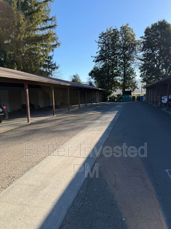 Building Photo - 966 Marlene St