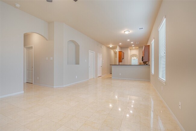 Building Photo - 28514 Lockeridge Springs Dr