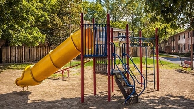 Building Photo - 4901 Whitton Pl