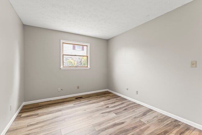 Building Photo - 4033 Caprice Rd