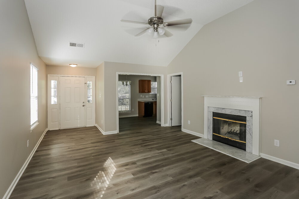 Building Photo - 10424 Brawley Ln