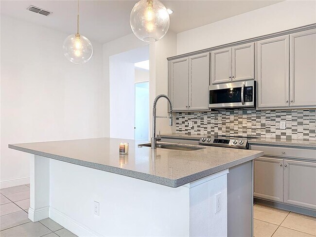 Building Photo - 8250 Nemours Pkwy
