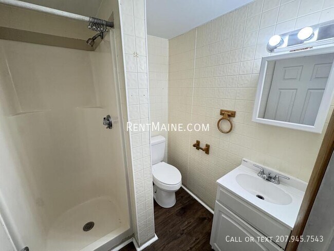 Building Photo - 101 Main Rd