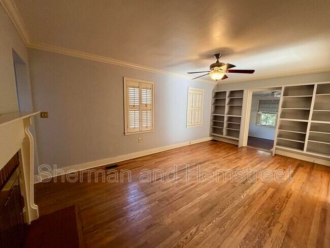 Building Photo - 2214 Kimberly Dr