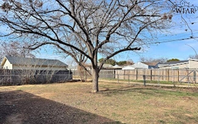 Building Photo - 2942 Boren Ave