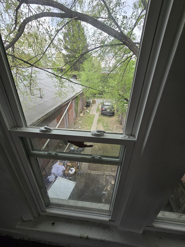 Building Photo - 1406 Herr St