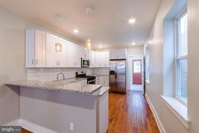 Building Photo - 1829 N 27th St