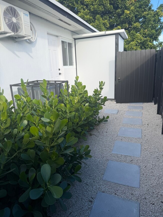 Building Photo - 1285 NW 172nd Terrace