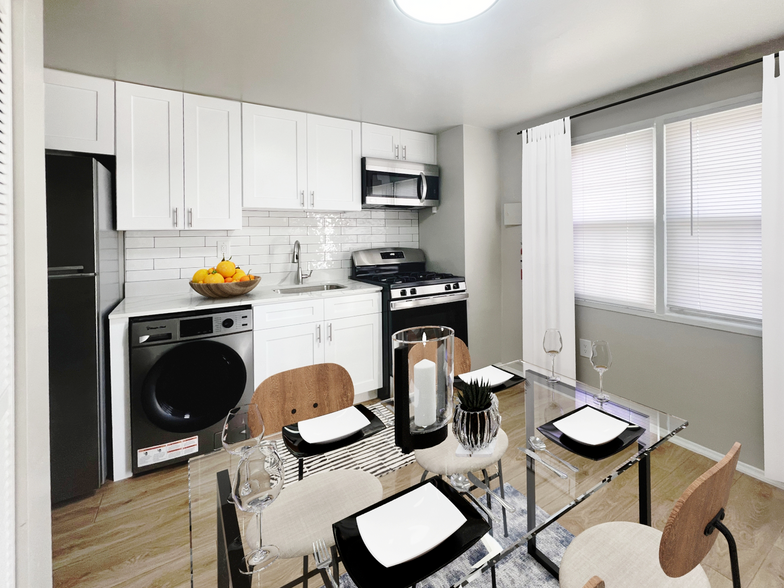 Kitchen - Waters Edge Townhomes