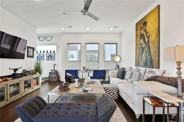 Building Photo - 1911 Summit Ave