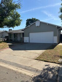 Building Photo - 3 B/D 2 B/A HOUSE IN MARYSVILLE AVAILABLE NOW