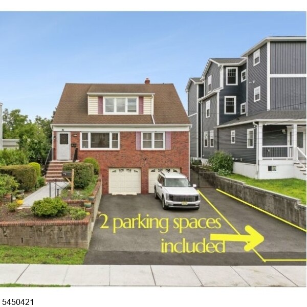 Building Photo - 416 S Valley Rd