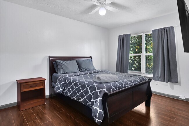Building Photo - 2311 Chelsea Knoll Ln