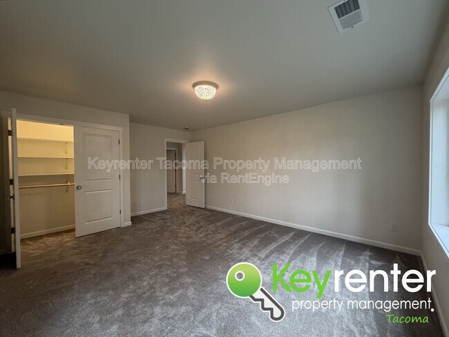 Building Photo - 16517 48th St NW