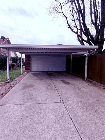 Building Photo - 823 Blue Oak Dr