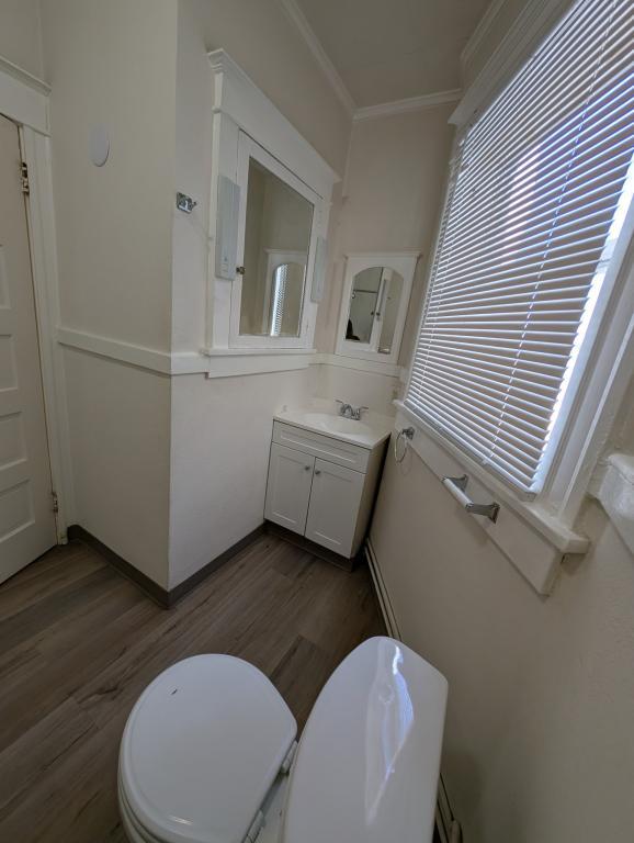 Building Photo - 124-134.5-1345 Hamilton St