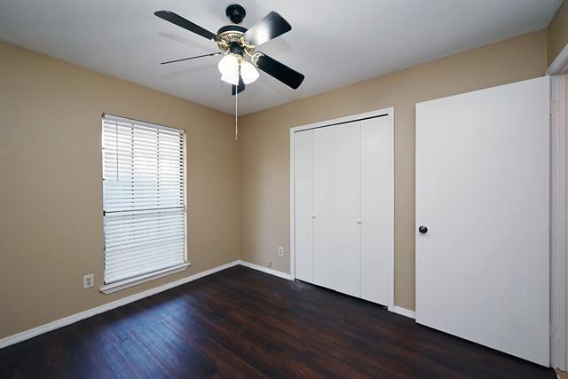 Building Photo - 4325 Ireland St