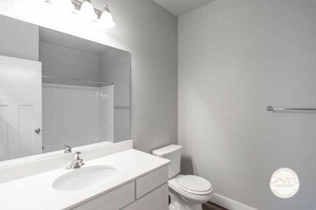 Building Photo - 3-Bed 2-Bath Condo In Lehi With Luxurious Amenities!