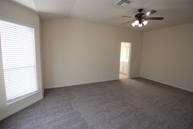 Building Photo - 4612 Meridian Park Dr