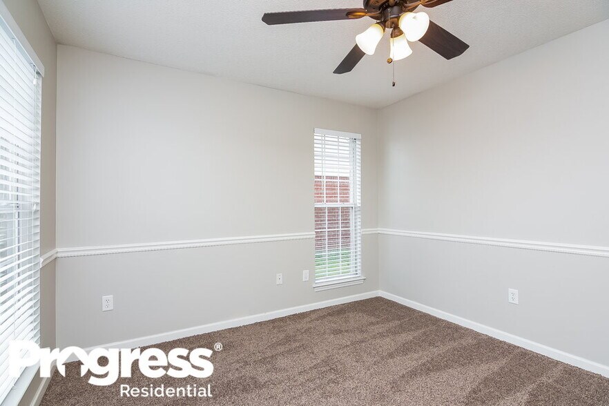 Building Photo - 5695 Kuykendall Dr