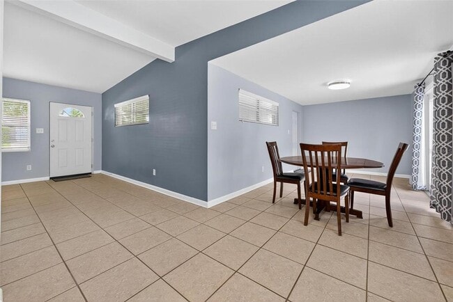Building Photo - 3015 Tampico Dr
