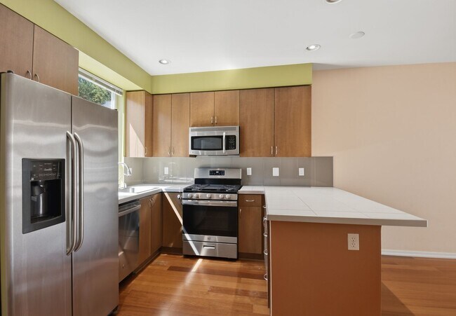 Building Photo - 15235 NE 81st Way