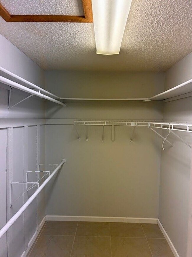 Building Photo - 3 BR / 2 BATH / 2 CAR GARAGE IN TUSCAWILLA