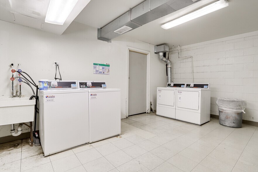 Building Photo - 2904 Kings Chapel Rd