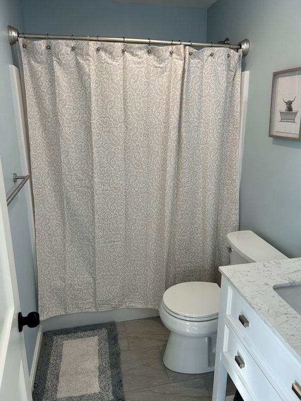 Building Photo - 9 Angle, A