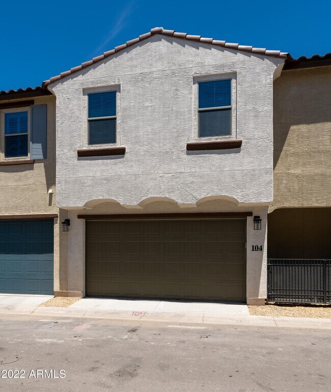 Building Photo - 3855 S McQueen Rd
