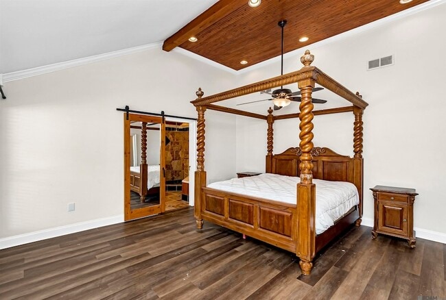 Building Photo - 2752 Galahad Dr