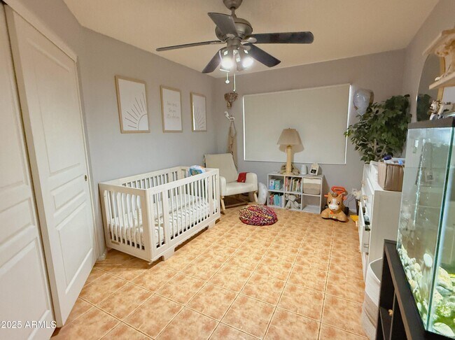 Building Photo - 8403 W Dreyfus Dr