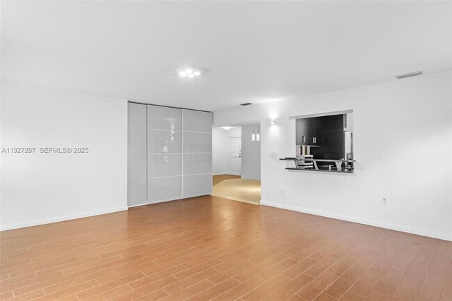 Building Photo - 10824 SW 132nd Cir Ct