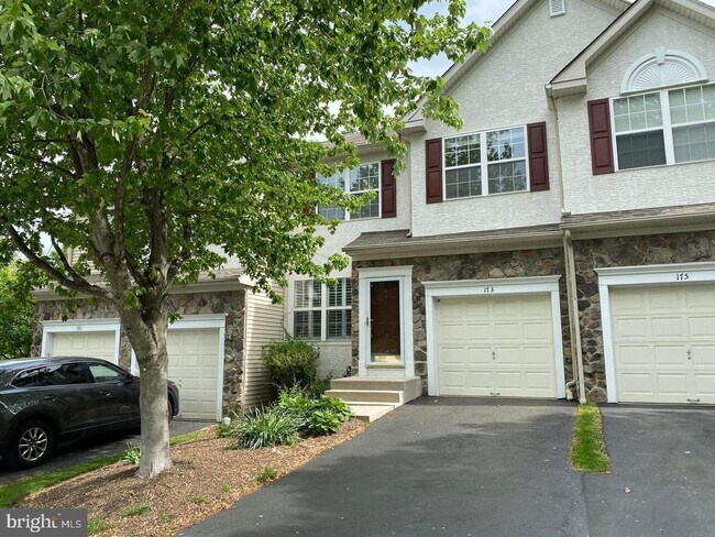 Building Photo - 173 Mountain View Dr