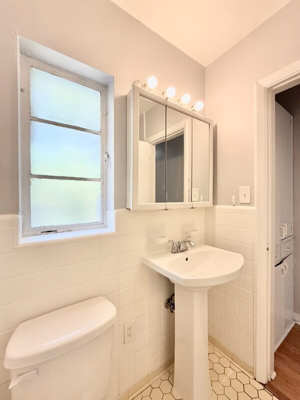 Building Photo - 1438 San Juan Ct
