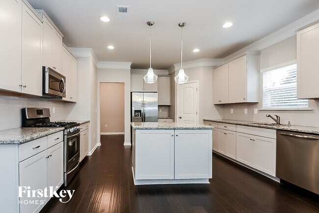 Building Photo - 118 Cherokee Reserve Cir