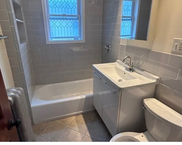 Building Photo - 31 Cummins Hwy