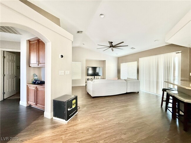 Building Photo - 4634 Mission Meadow Cir