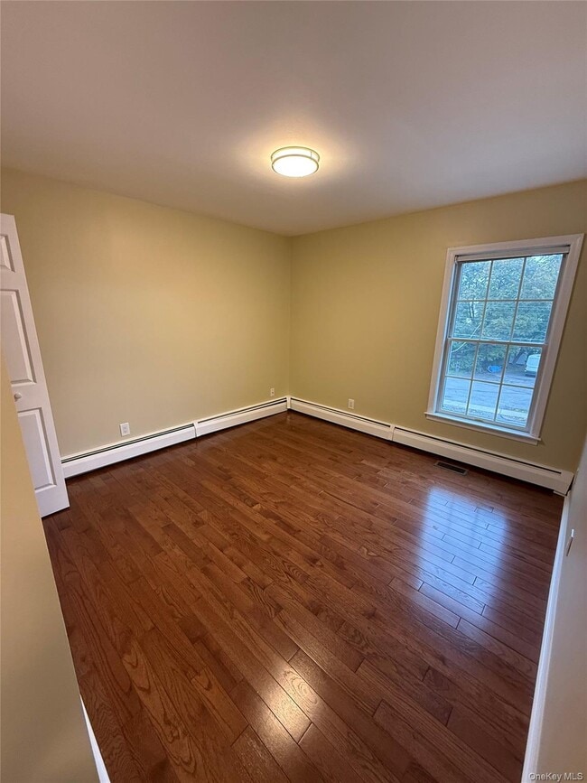 Building Photo - 114 Sterling Ave