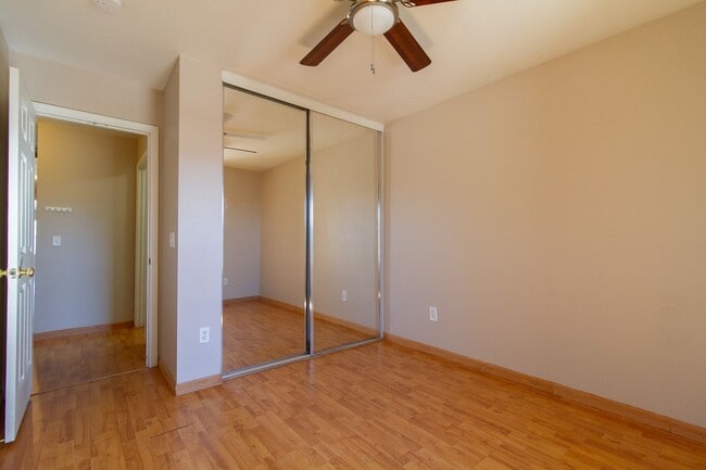 Building Photo - 8566 E Desert Ln