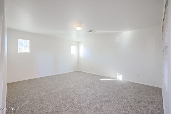 Building Photo - 2030 N 78th Glen