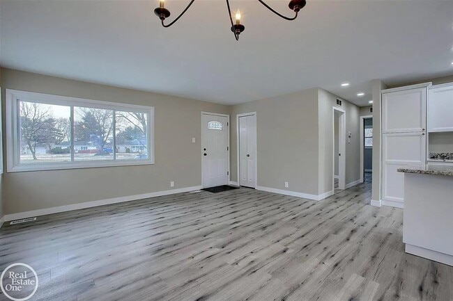 Building Photo - 47705 Roland St