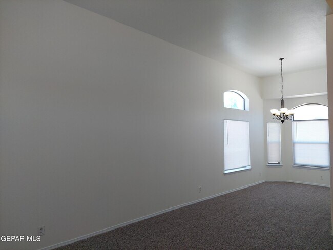 Building Photo - 11236 Horse Ranch St