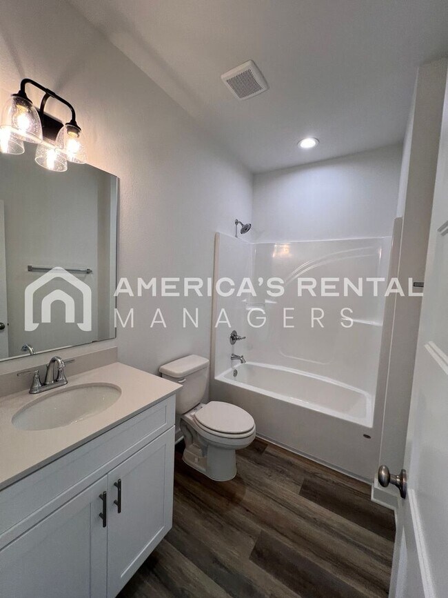 Building Photo - New Construction Home for Rent in Robertsdale, AL!!!